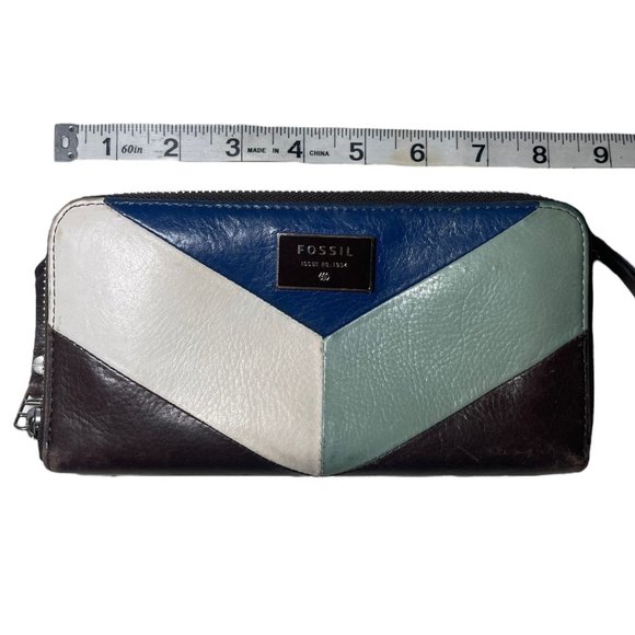 Fossil Blue Dawson Zip Wallet - Picture 8 of 9